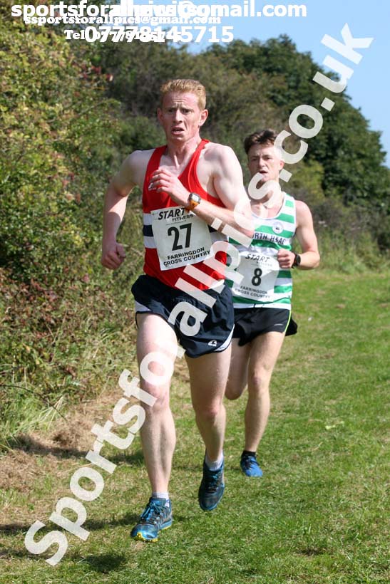 Senior mens relay, Sunderland Harriers Cross Country, Farrington, Sunderland. Photo: David T. Hewitson/Sports for All Pics